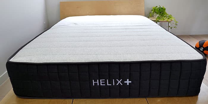 https://naplab.com/wp-content/uploads/2021/08/helix-plus-mattress-cover5.jpg