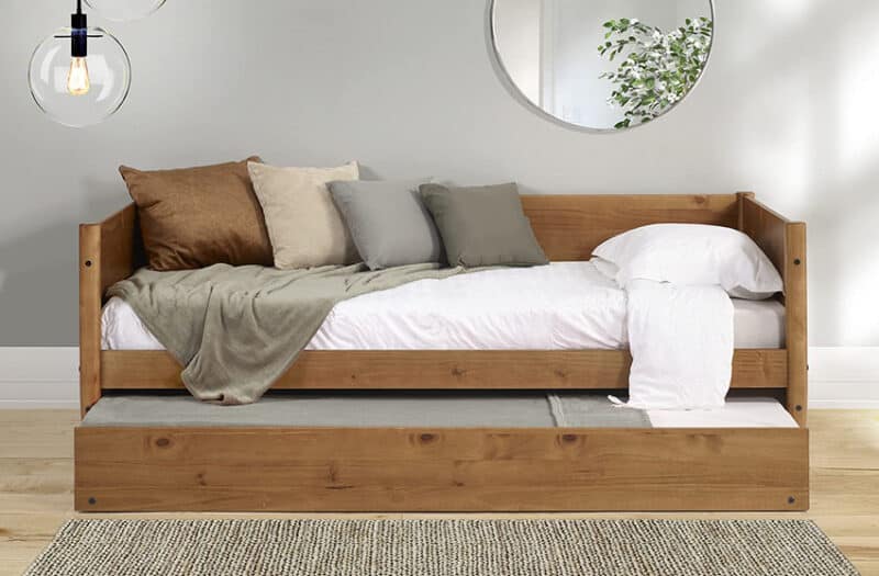 https://naplab.com/wp-content/uploads/2021/09/what-is-a-trundle-bed-1.jpg