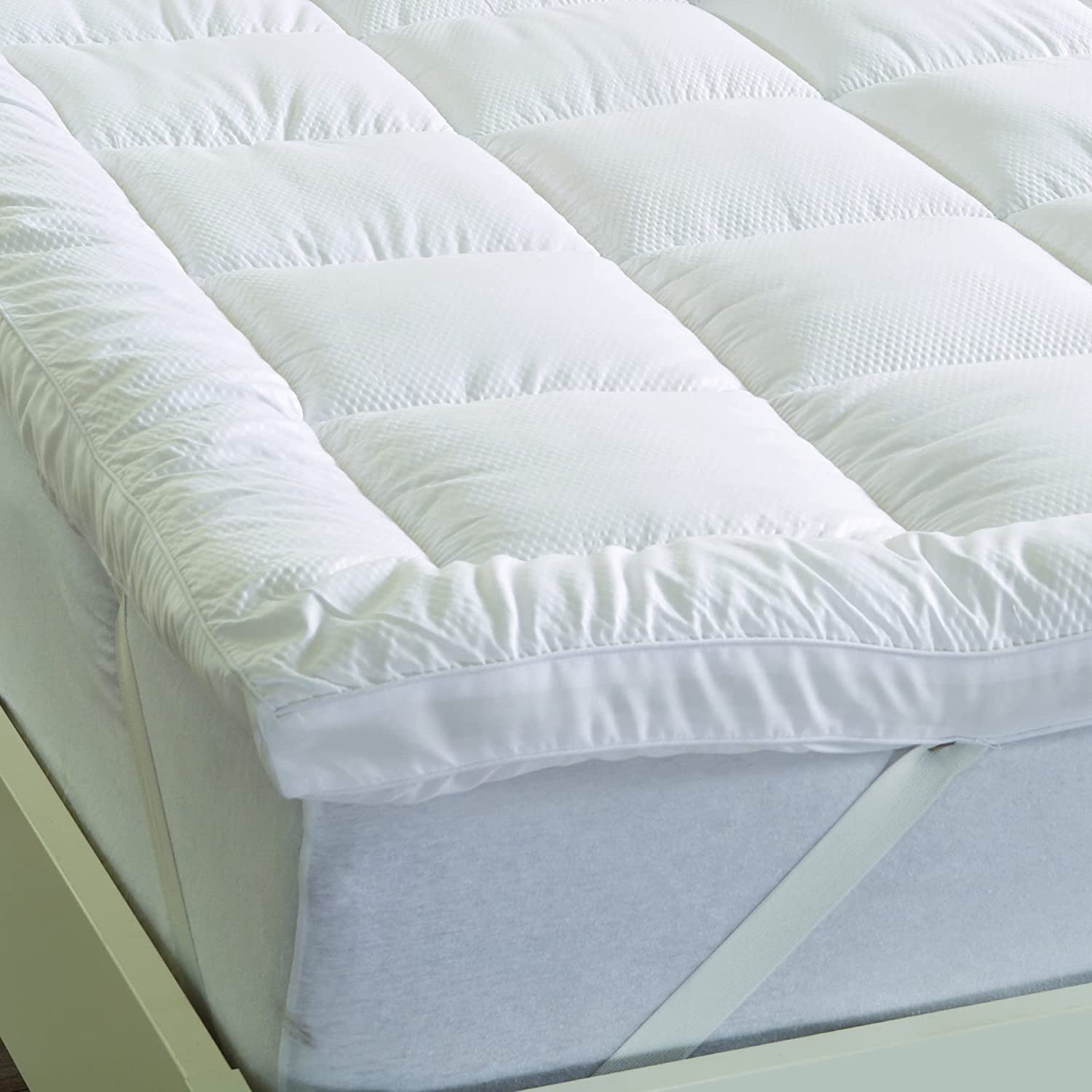 Mattress Pad vs. Mattress Topper An Objective Comparison