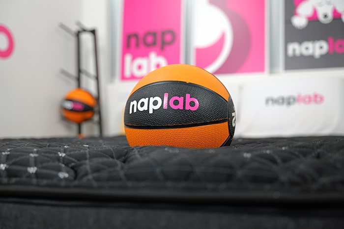 Helix Midnight Elite 2025 Sinkage