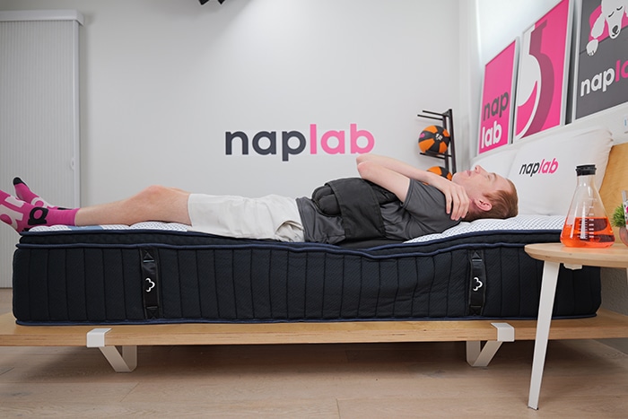 Dreamcloud Premier Hybrid Edge Support Test Back Sleeping With Vest Dreamcloud Premier Hybrid Edge Support Test Back Sleeping With Vest