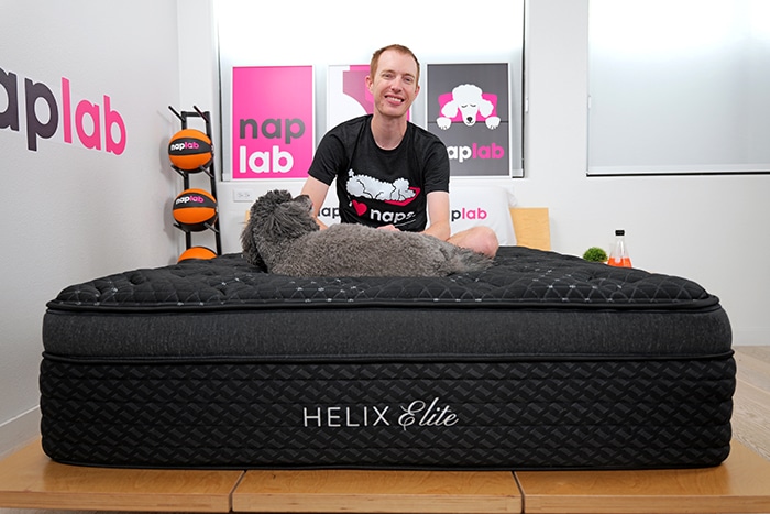 Helix Dusk Elite Sitting Helix Dusk Elite Sitting