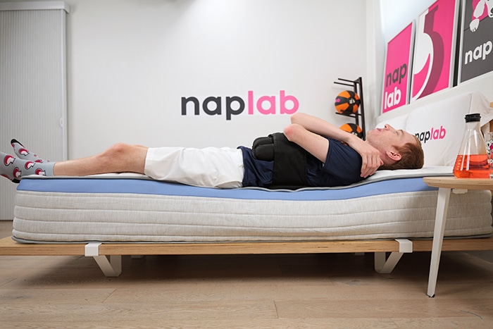 Helix Moonlight 2025 Edge Support Test Back Sleeping With Vest Helix Moonlight 2025 Edge Support Test Back Sleeping With Vest
