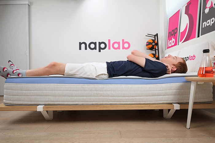 Helix Moonlight 2025 Edge Support Test Back Sleeping Helix Moonlight 2025 Edge Support Test Back Sleeping