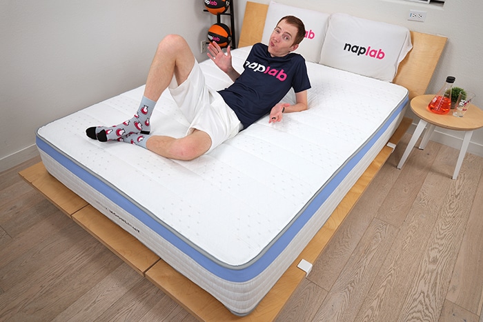 Helix Moonlight 2025 Lounging Helix Moonlight 2025 Lounging