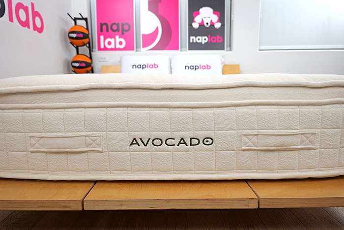 Avocado Luxury Logo Avocado Luxury Logo