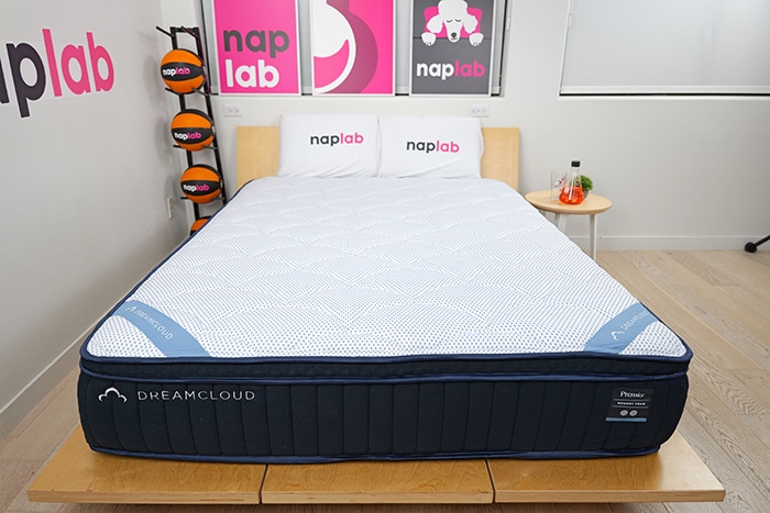 Dreamcloud Premier 2025 Front Dreamcloud Premier 2025 Front