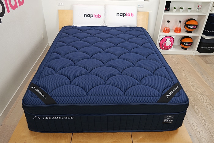 Dreamcloud Ultra Hybrid Front Dreamcloud Ultra Hybrid Front