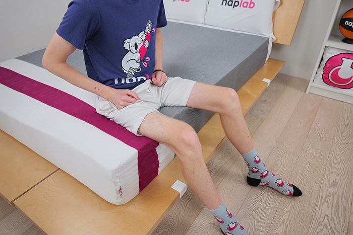 Juno Hybrid Edge Sitting Juno Hybrid Edge Sitting