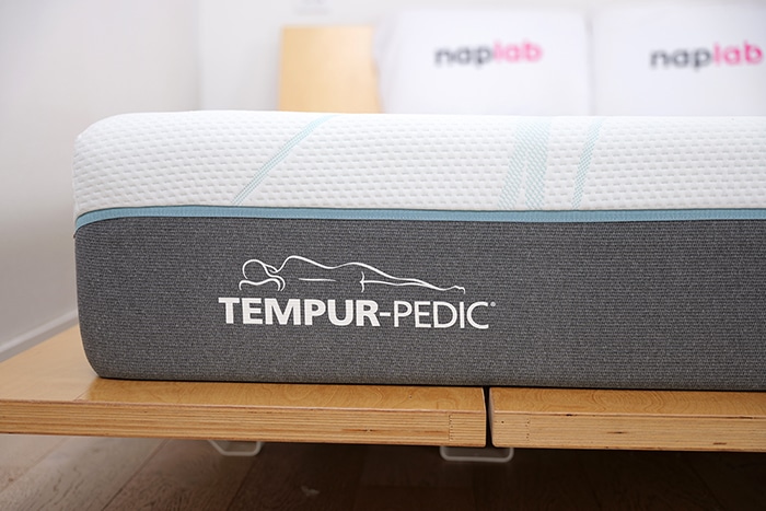 Tempurpedic Supreme Hybrid Logo